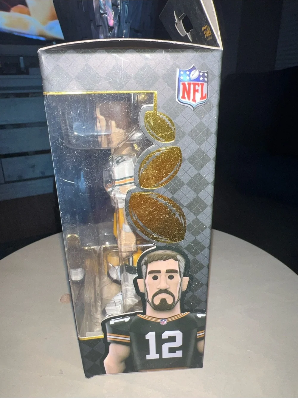 Aaron Rodgers Funko Gold – CHASE Edition – NFL Premium Vinyl – BNIB